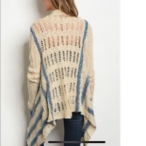 Cardigan tan and blue